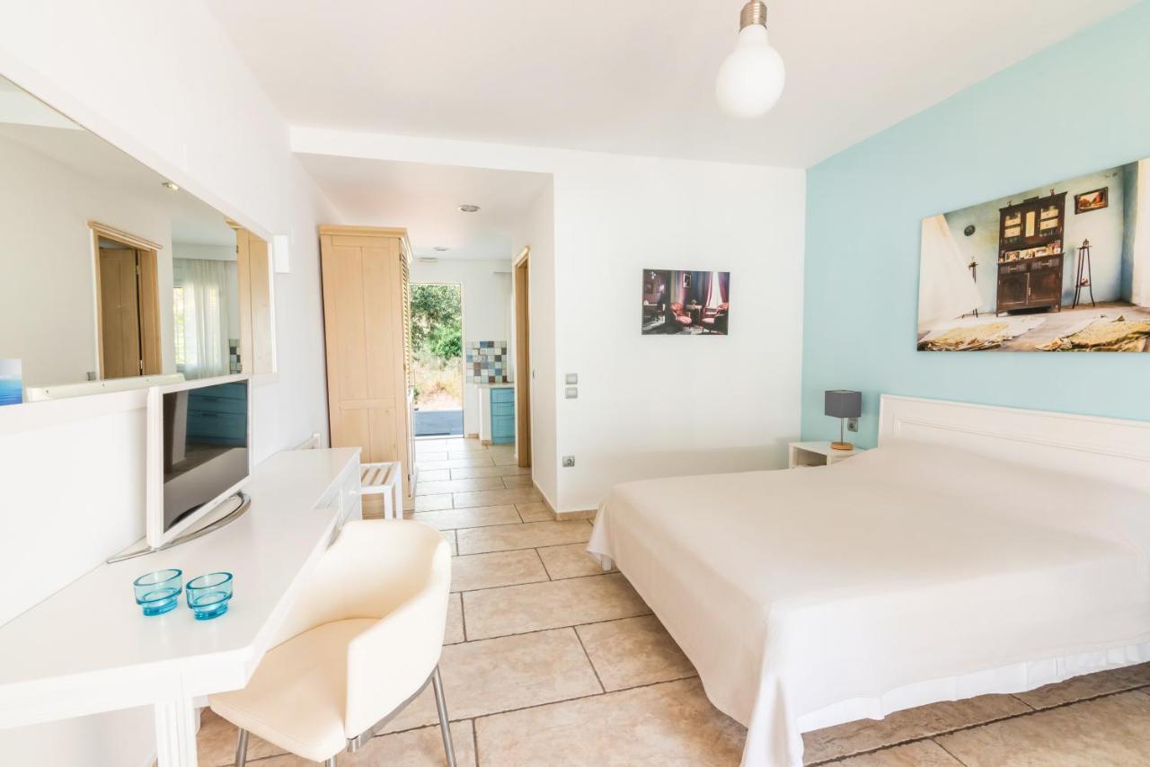 Sideratos Apartments Karfas Exterior photo
